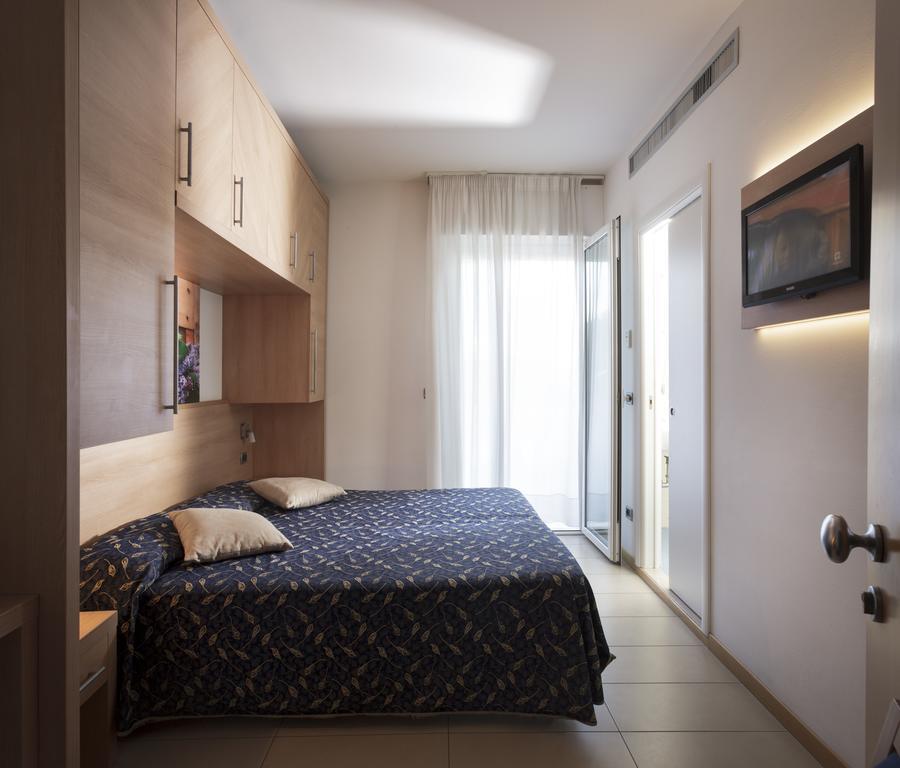 Hotel Tropical Lido di Jesolo Exterior photo