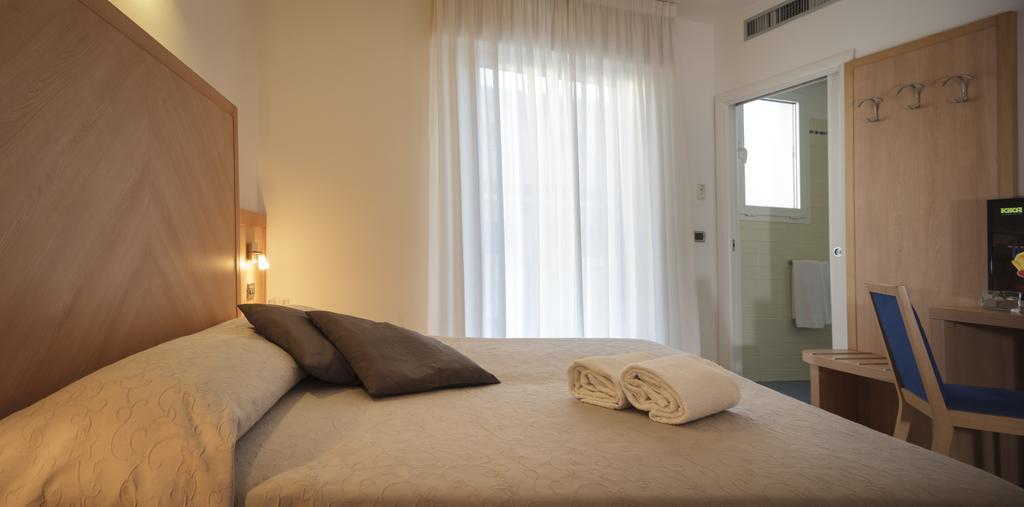 Hotel Tropical Lido di Jesolo Room photo