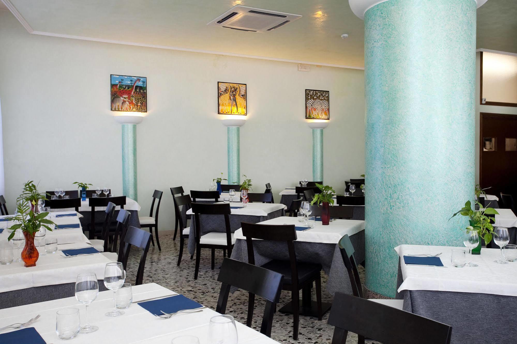 Hotel Tropical Lido di Jesolo Exterior photo
